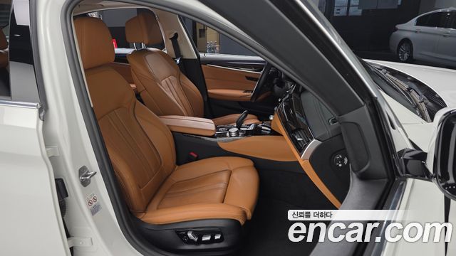 BMW 5 Series (G30) 520i Luxury 2021 — фото 26