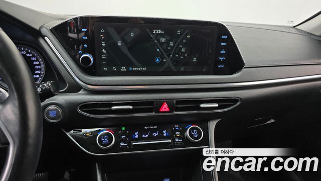 Hyundai Sonata (DN8) 2.0 Premium 2020 — фото 18