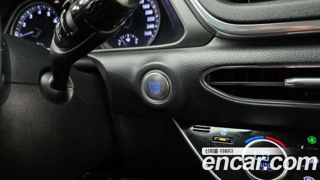 Hyundai Sonata (DN8) 2.0 Premium 2020 — фото 24