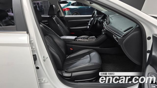 Hyundai Sonata (DN8) 2.0 Premium 2020 — фото 32