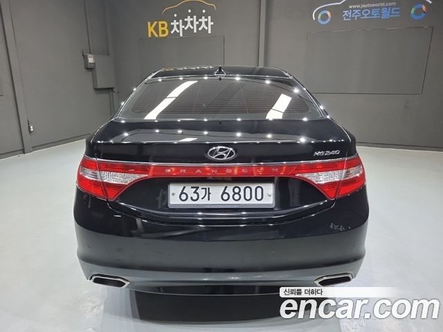 Hyundai Grandeur (HG) HG240 Modern Collection 2017 — фото 4