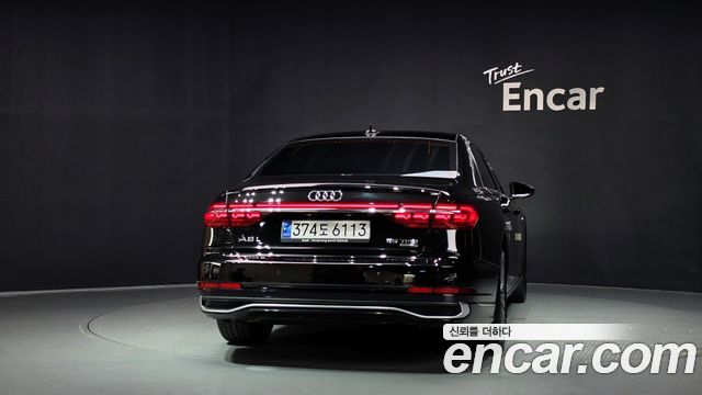 Audi A8 (D5) 55 TFSI Quattro Premium LWB 2023 — фото 4