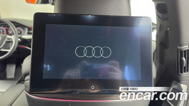 Audi A8 (D5) 55 TFSI Quattro Premium LWB 2023 — фото 18