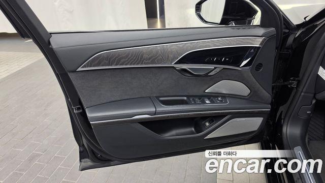 Audi A8 (D5) 55 TFSI Quattro Premium LWB 2023 — фото 24