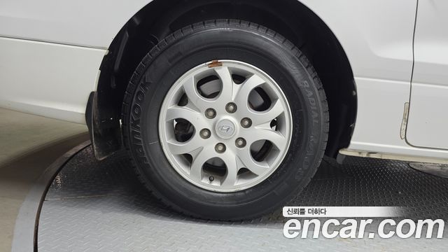Hyundai Grand Starex 12-Seater Wagon CVX Deluxe 2014 — фото 5