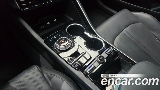 Kia K5 (III) 2.0 Prestige 2023 — фото 9
