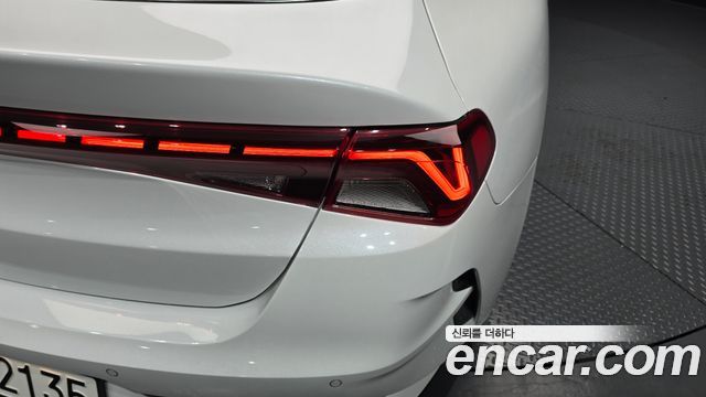 Kia K5 (III) 2.0 Prestige 2023 — фото 23