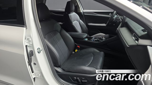 Kia K5 (III) 2.0 Prestige 2023 — фото 26