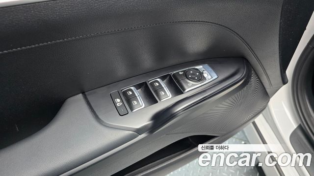 Kia K5 (III) 2.0 Prestige 2023 — фото 28