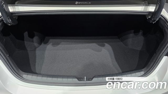 Kia K5 (III) 2.0 Prestige 2023 — фото 32