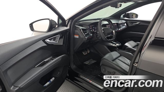 Audi Q4 e-tron (F4) 40 Premium Sportback 2023 — фото 10