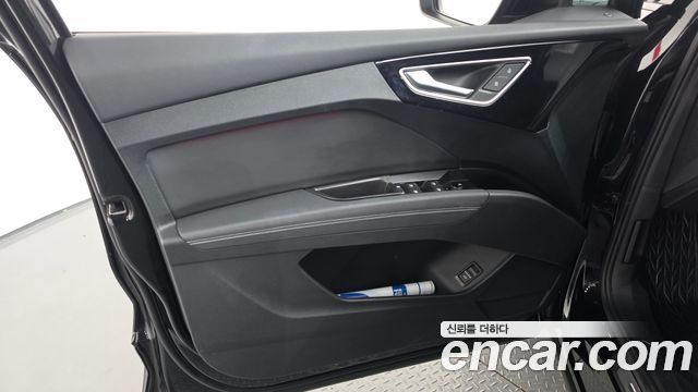Audi Q4 e-tron (F4) 40 Premium Sportback 2023 — фото 24