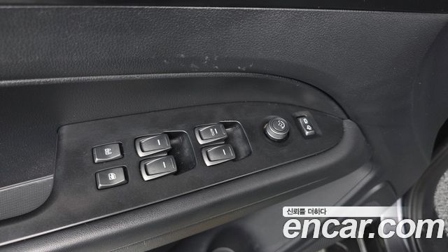 KG Mobility (SsangYong) Rexton Sports Khan Diesel 2.2 2WD Prestige (5-Link) 2021 — фото 11