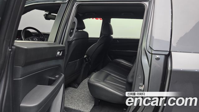 KG Mobility (SsangYong) Rexton Sports Khan Diesel 2.2 2WD Prestige (5-Link) 2021 — фото 17
