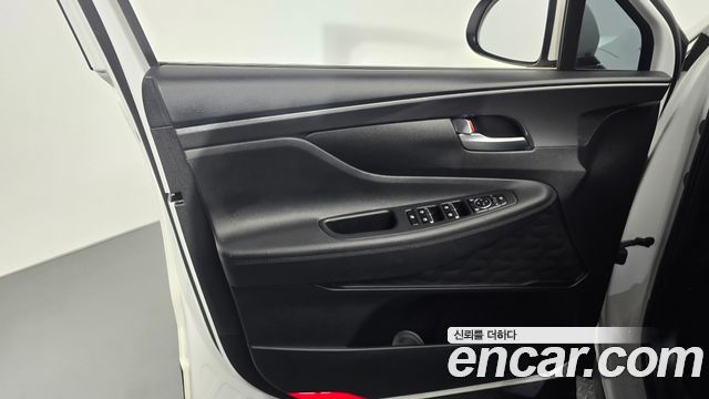 Hyundai Santa Fe Diesel 2.2 2WD Prestige 2021 — фото 24