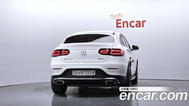 Mercedes-Benz GLC-Class (X253) GCL300 4MATIC Coupe 2020 — фото 4
