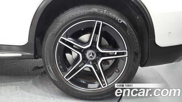 Mercedes-Benz GLC-Class (X253) GCL300 4MATIC Coupe 2020 — фото 21