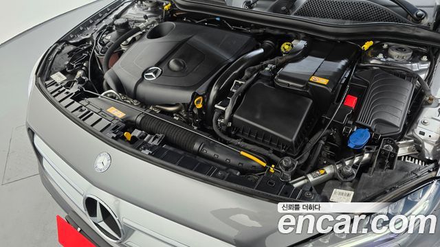 Mercedes-Benz GLA-Class (X156) GLA200 d 2016 — фото 6