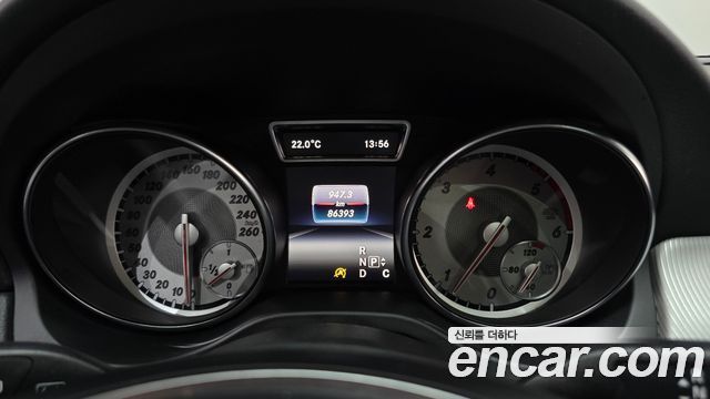 Mercedes-Benz GLA-Class (X156) GLA200 d 2016 — фото 8