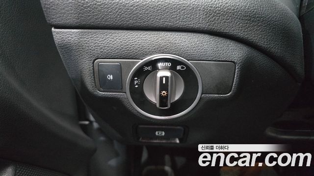 Mercedes-Benz GLA-Class (X156) GLA200 d 2016 — фото 17