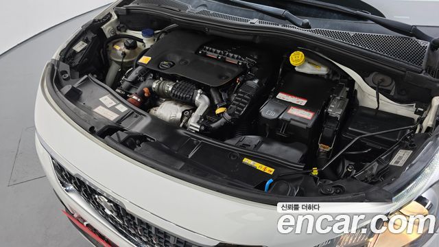 Peugeot 2008 1.6 BlueHDi Allure GC 2018 — фото 6