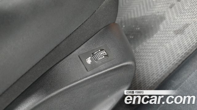 Peugeot 2008 1.6 BlueHDi Allure GC 2018 — фото 14