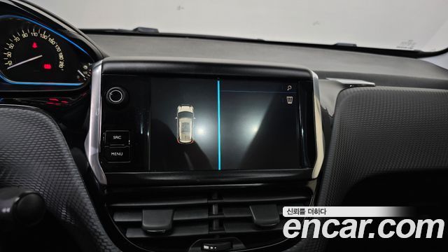 Peugeot 2008 1.6 BlueHDi Allure GC 2018 — фото 31