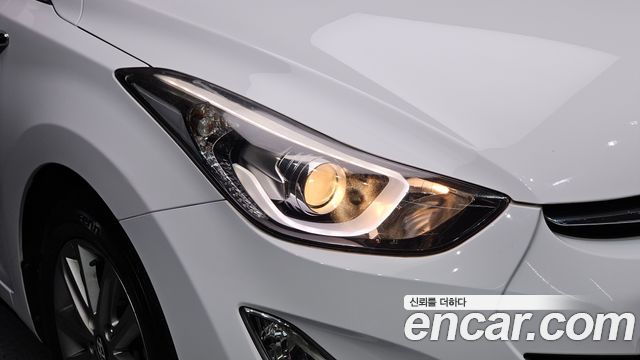 Hyundai Avante 1.6 GDi Modern Standard 2014 — фото 22
