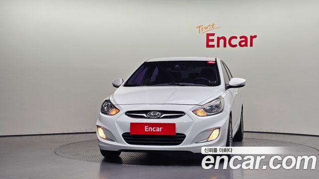 Hyundai Accent (New) Diesel 1.6 VGT Premier 2012 — фото 3