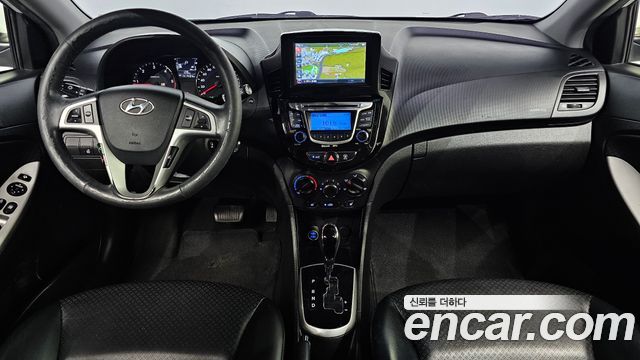 Hyundai Accent (New) Diesel 1.6 VGT Premier 2012 — фото 7