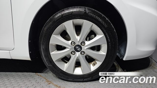 Hyundai Accent (New) 1.4 VVT Modern 2017 — фото 21