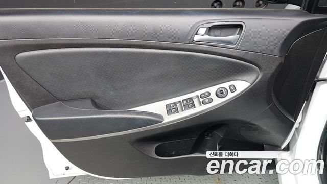 Hyundai Accent (New) 1.4 VVT Modern 2017 — фото 24