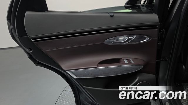 Genesis GV70 2.5T Gasoline AWD 2021 — фото 25