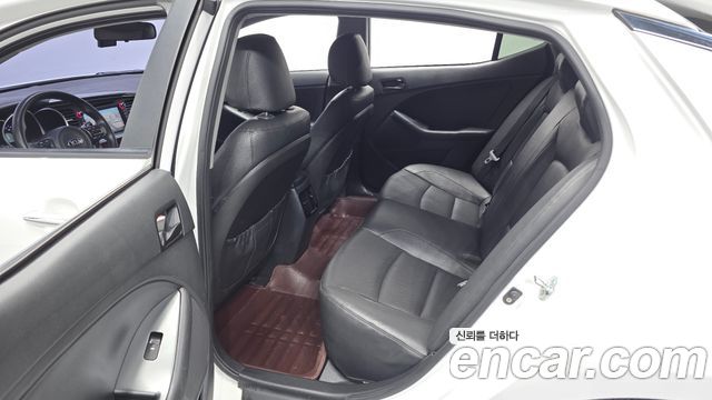 Kia K5 LPI Luxury 2014 — фото 12
