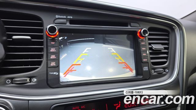 Kia K5 LPI Luxury 2014 — фото 15