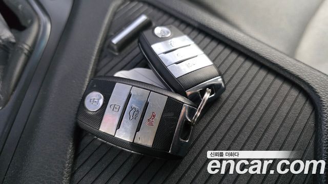 Kia K5 LPI Luxury 2014 — фото 16