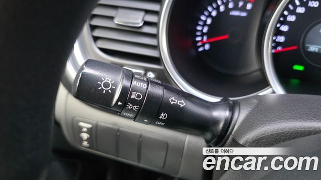 Kia K5 LPI Luxury 2014 — фото 29