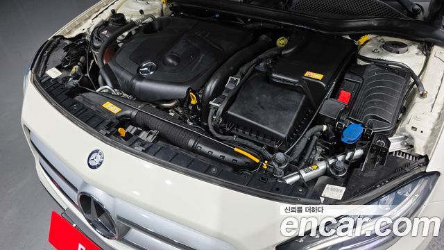 Mercedes-Benz GLA-Class (X156) GLA200 d 2016 — фото 6