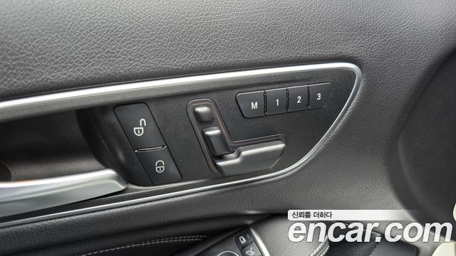 Mercedes-Benz GLA-Class (X156) GLA200 d 2016 — фото 18