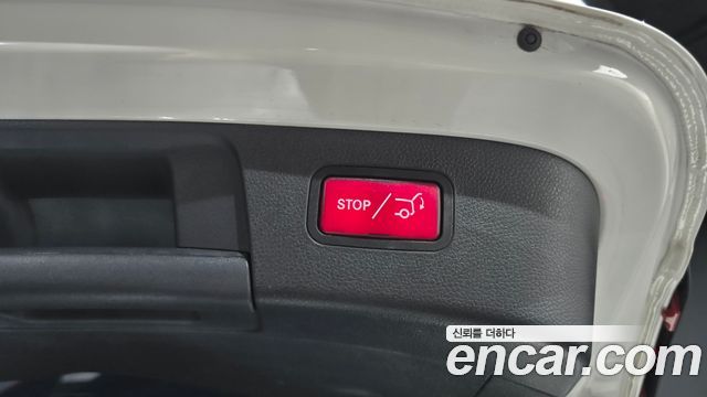 Mercedes-Benz GLA-Class (X156) GLA200 d 2016 — фото 20
