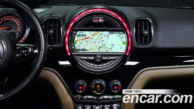 MINI Cooper D Countryman ALL4 HIGH 2nd 2019 — фото 14