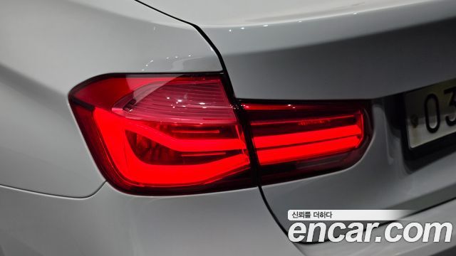 BMW 3 Series (F30) 330i M Sport 2017 — фото 29