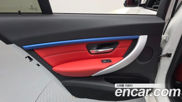 BMW 3 Series (F30) 330i M Sport 2017 — фото 31