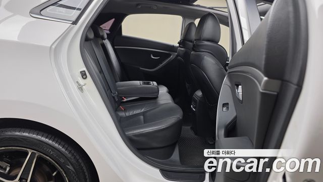 Hyundai i30 (New) Diesel 1.6 VGT Extreme 2012 — фото 11