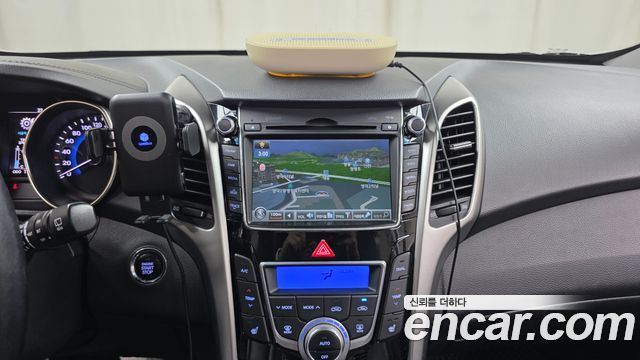 Hyundai i30 (New) Diesel 1.6 VGT Extreme 2012 — фото 13