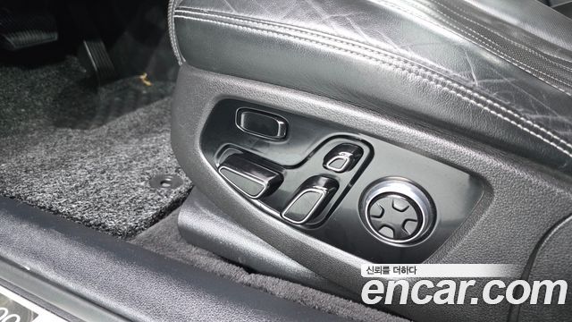 Genesis EQ900 3.8 GDI Luxury 2016 — фото 31