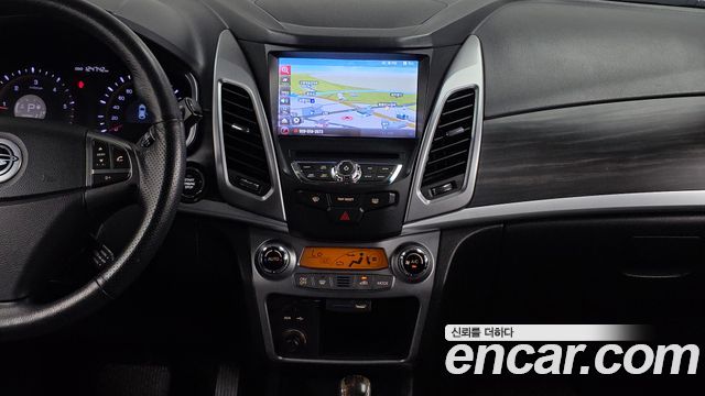 KG Mobility (SsangYong) Korando C 2.0 RX 4WD DLX 2015 — фото 14
