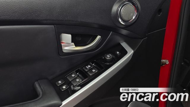 KG Mobility (SsangYong) Korando C 2.0 RX 4WD DLX 2015 — фото 32