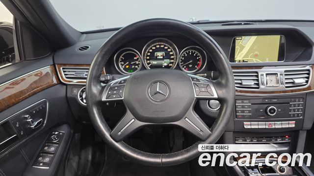 Mercedes-Benz E-Class (W212) E300 Elegance 2016 — фото 17