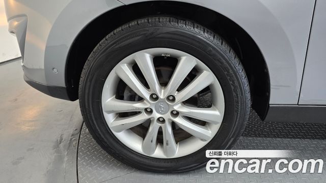 Hyundai Tucson ix Diesel 2WD LMX20 Premium 2012 — фото 5